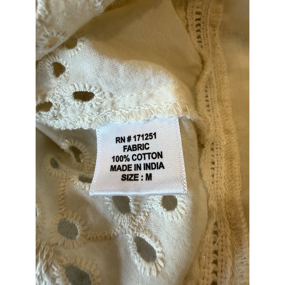 Jennifer & Grace Blouse • Cropped Embroidered Eyelet Long Sleeve Ivory • Medium - Picture 4 of 10